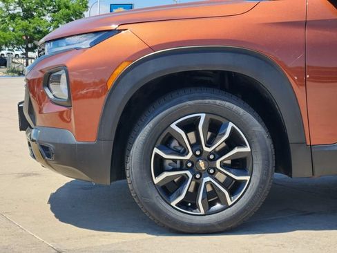 Used 2021 Chevrolet TrailBlazer ACTIV w/ Convenience Package AWD/4WD image 9