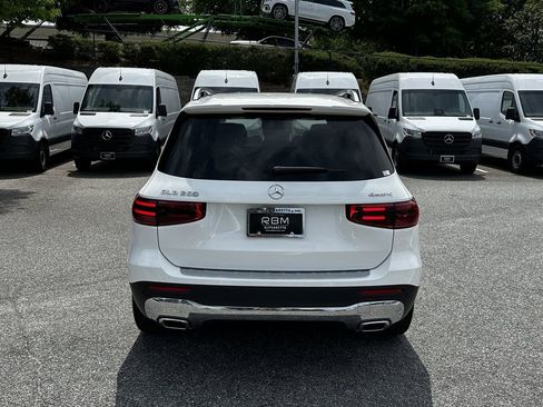 Certified 2025 Mercedes-Benz GLB 250 4MATIC image 7