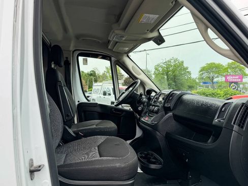 Used 2019 RAM ProMaster 3500 w/ Premium Appearance Group FWD image 15