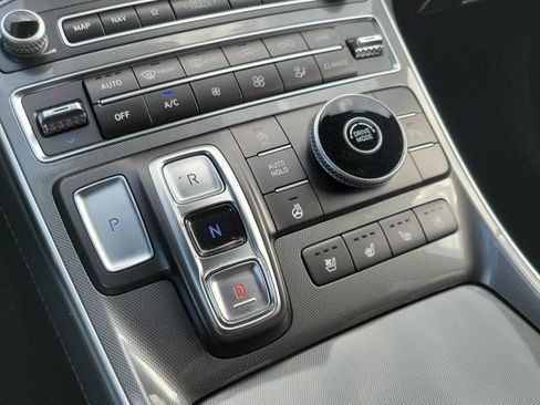 Used 2023 Hyundai Santa Fe Calligraphy FWD image 32