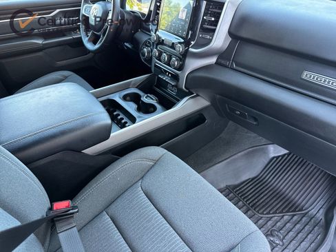 Used 2022 RAM 1500 Big Horn AWD/4WD image 16