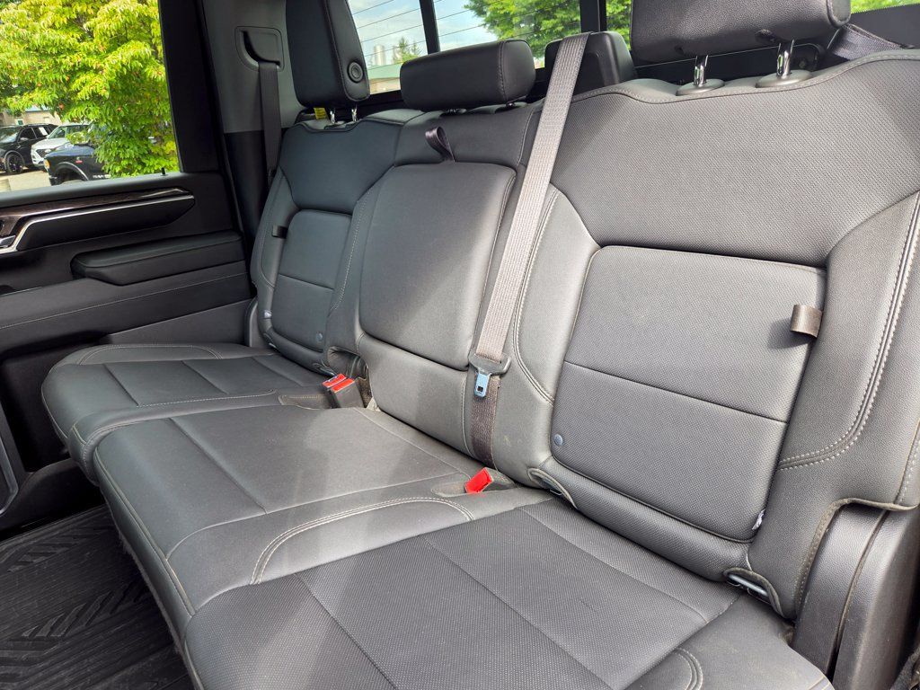 Used 2025 Chevrolet Silverado 2500 LTZ w/ LTZ Premium Package AWD/4WD image 23