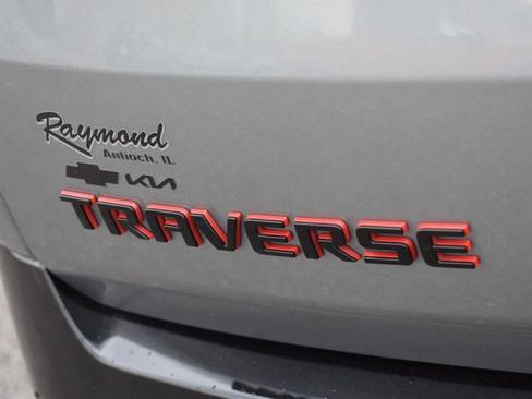 Certified 2023 Chevrolet Traverse Premier w/ Redline Edition AWD/4WD image 14