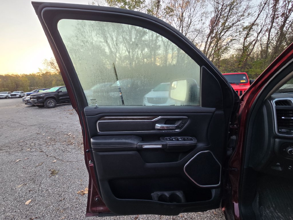 Used 2020 RAM 1500 Laramie AWD/4WD image 26