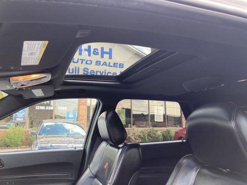 Used 2023 Dodge Durango GT image 37