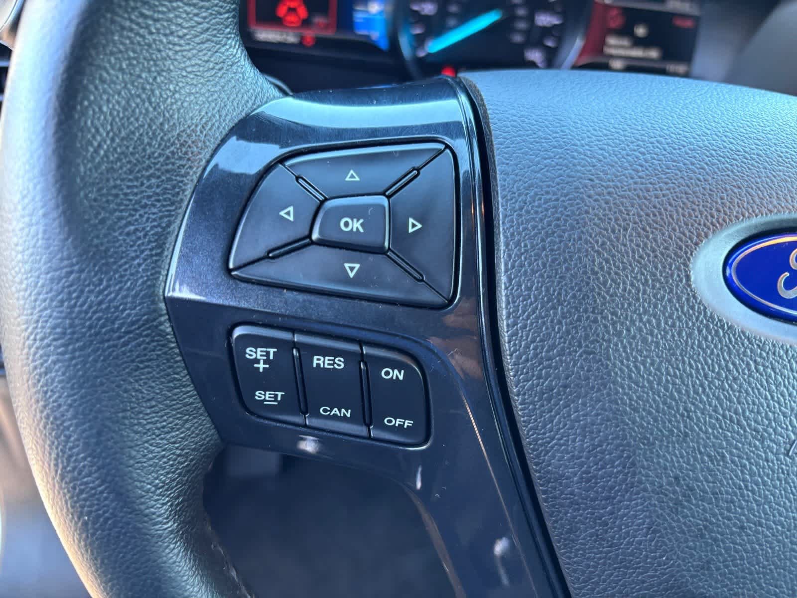 Used 2017 Ford Explorer XLT w/ Equipment Group 201A FWD image 21