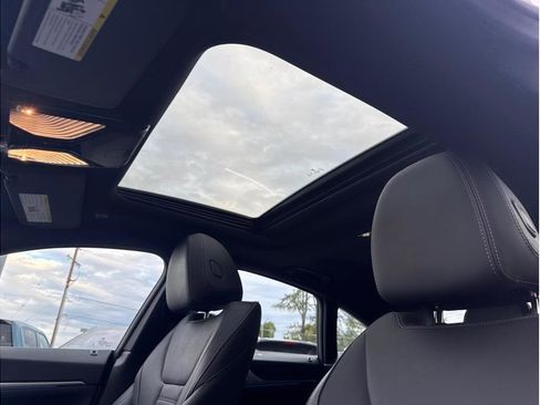 Used 2023 BMW i4 eDrive35 w/ Premium Package image 25