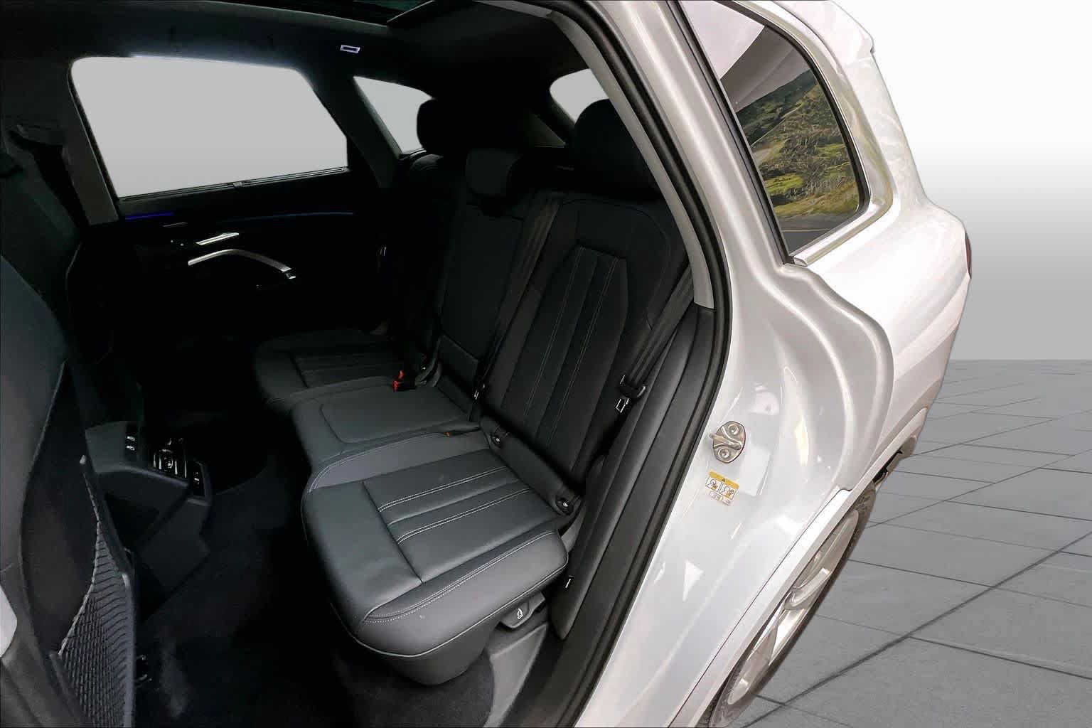Certified 2026 Audi Q5 Premium Plus AWD/4WD image 21