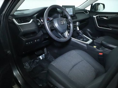 Used 2021 Toyota RAV4 XLE w/ Convenience Package AWD/4WD image 19