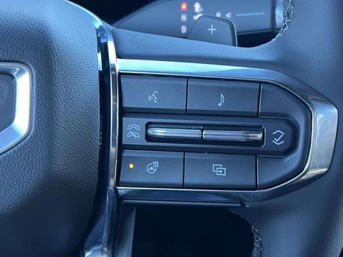 New 2026 GMC Yukon XL Elevation image 26