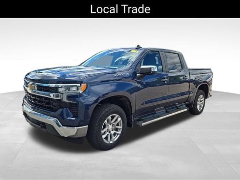 Used 2023 Chevrolet Silverado 1500 LT AWD/4WD image 7