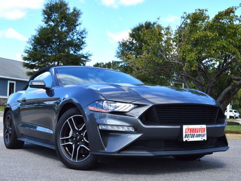 Used 2018 Ford Mustang Premium w/ Equipment Group 101A image 22