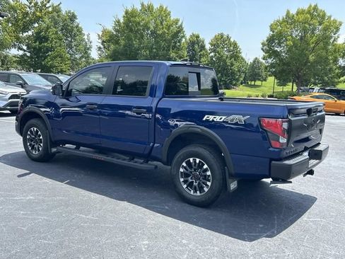 Used 2023 Nissan Titan PRO-4X w/ Pro-4x Convenience Package AWD/4WD image 6