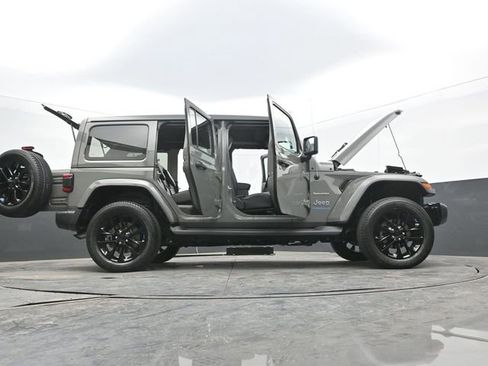 Used 2023 Jeep Wrangler Unlimited Sahara w/ Cold Weather Group image 68