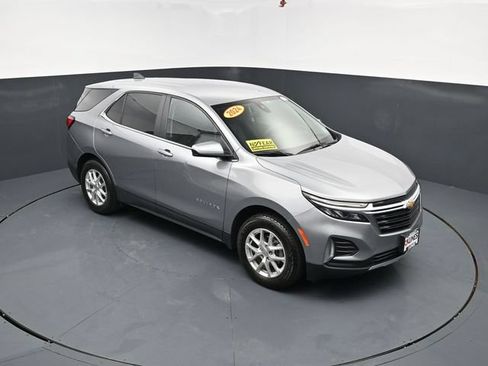 Used 2024 Chevrolet Equinox LT AWD/4WD image 39