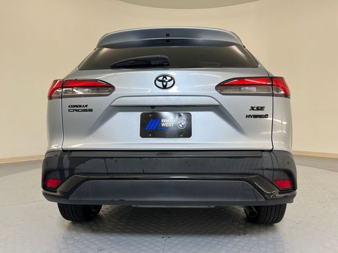 Used 2024 Toyota Corolla Cross XSE image 10