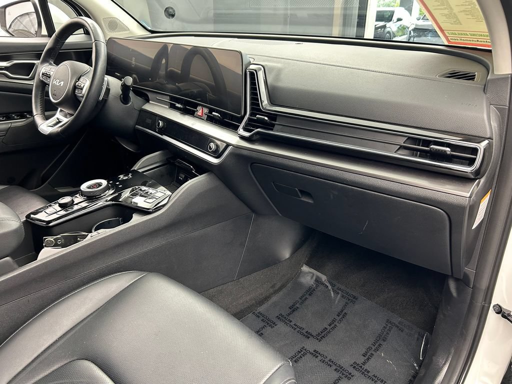 Used 2023 Kia Sportage EX AWD/4WD image 10