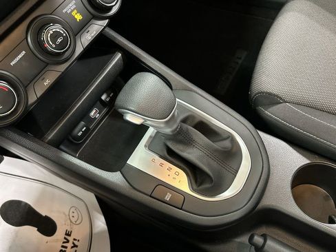 Certified 2023 Kia Forte LXS FWD image 17
