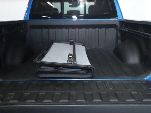 Used 2025 RAM 1500 Laramie w/ Night Edition AWD/4WD image 32