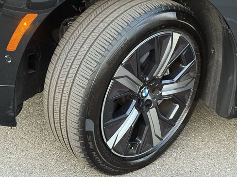 Used 2026 BMW iX xDrive45 image 19