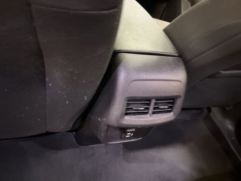 Used 2024 Chevrolet Equinox LT AWD/4WD image 21