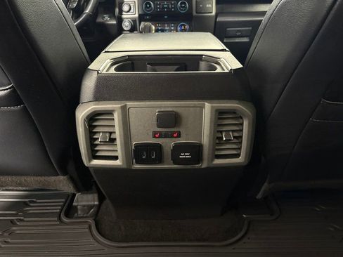 Used 2018 Ford F150 Raptor w/ Equipment Group 802A Luxury AWD/4WD image 30