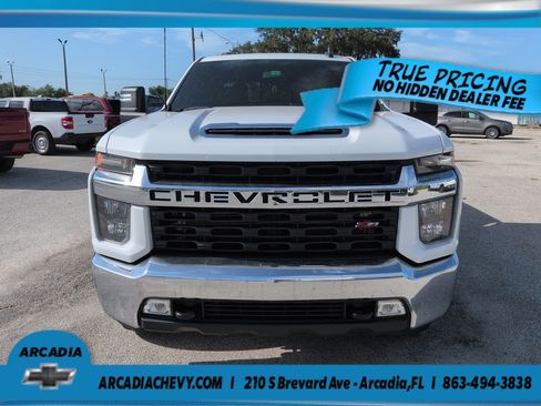 Used 2022 Chevrolet Silverado 2500 LT w/ Convenience Package AWD/4WD image 9