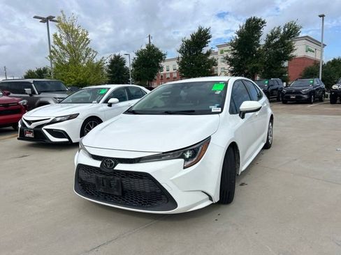 Used 2021 Toyota Corolla LE FWD image 7
