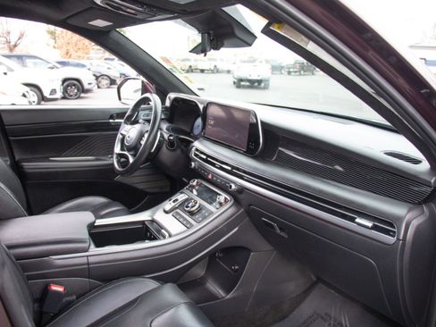 Used 2024 Hyundai Palisade Calligraphy image 19
