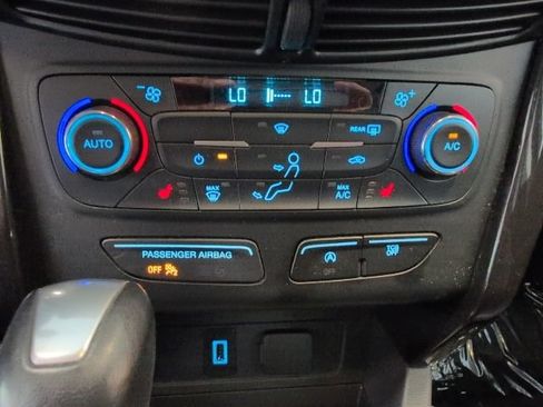 Used 2017 Ford Escape Titanium AWD/4WD image 23