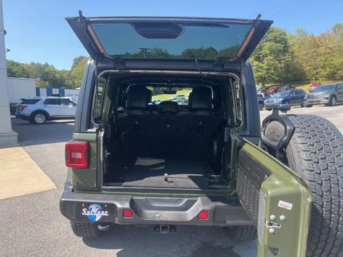 Used 2022 Jeep Wrangler Unlimited Sahara w/ LED Lighting Group image 37