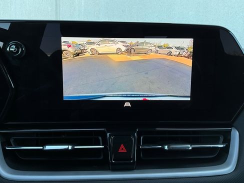 Used 2025 Chevrolet TrailBlazer LT image 29