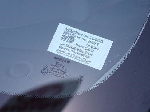 Used 2024 Nissan Sentra SV FWD image 29