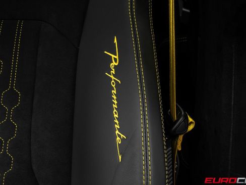 Used 2024 Lamborghini Urus Performante AWD/4WD image 46