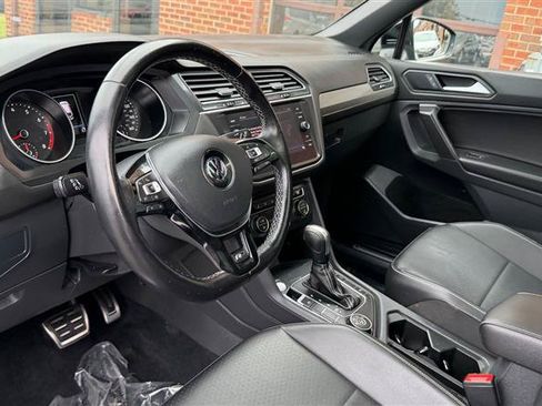 Used 2021 Volkswagen Tiguan SE R-Line AWD/4WD image 32