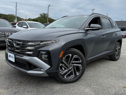 New 2025 Hyundai Tucson Limited image 1