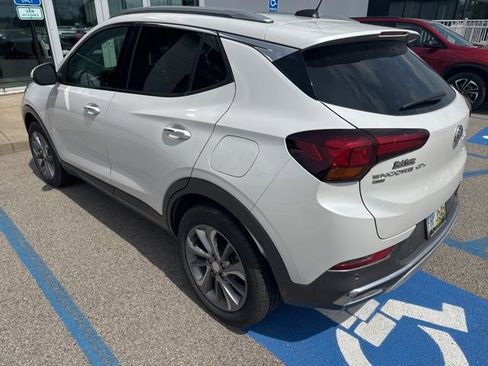 Used 2022 Buick Encore GX Essence w/ Advanced Technology Package AWD/4WD image 4