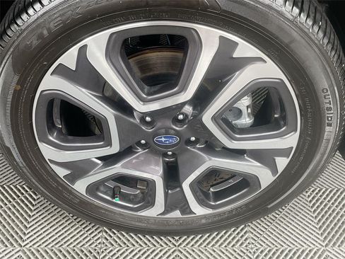 Certified 2025 Subaru Ascent Limited AWD/4WD image 37