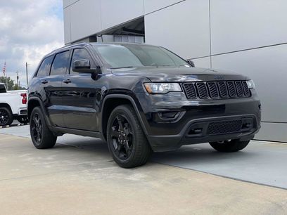 Used 2018 Jeep Grand Cherokee Laredo