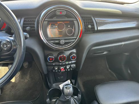 Used 2017 MINI Cooper S FWD image 16
