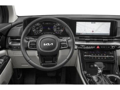 Certified 2024 Kia Carnival SX Prestige FWD image 10
