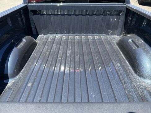 New 2026 RAM 1500 Express AWD/4WD image 5