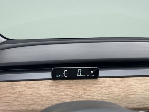 Used 2018 Tesla Model 3 Long Range image 20