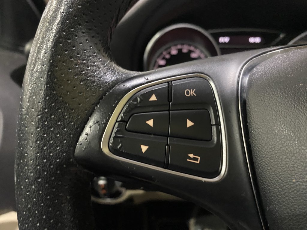 Certified 2018 Mercedes-Benz GLA 250 4MATIC image 10