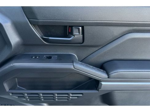 New 2025 Toyota Tacoma SR5 image 17