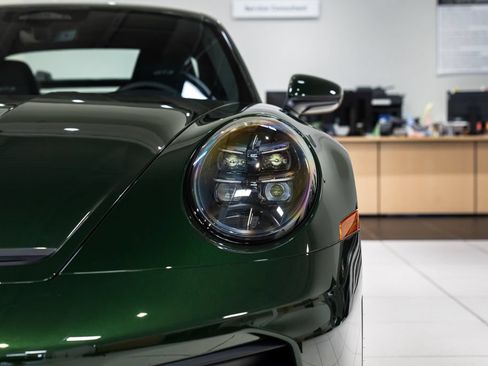 Used 2026 Porsche 911 GT3 RWD image 33