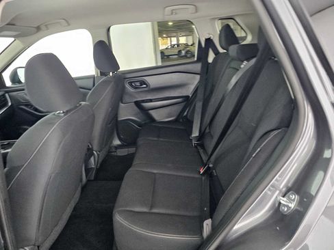 Used 2024 Nissan Rogue S FWD image 16