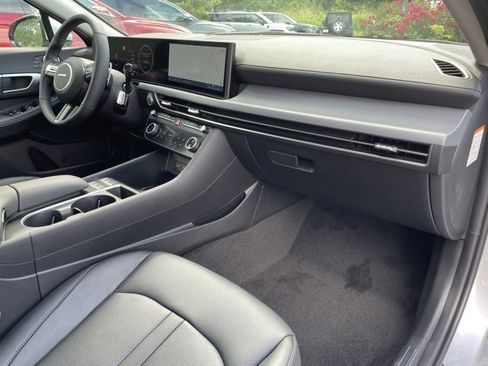 New 2025 Hyundai Sonata Limited image 28