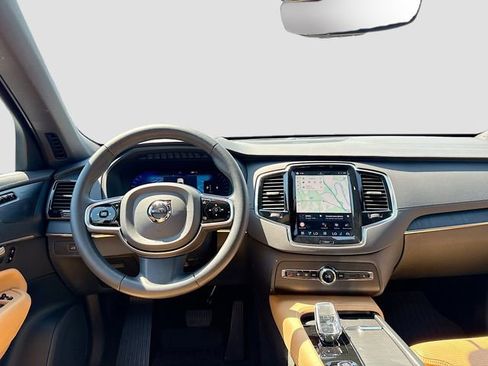 Used 2023 Volvo XC90 B6 Ultimate w/ Protection Package Premier AWD/4WD image 29