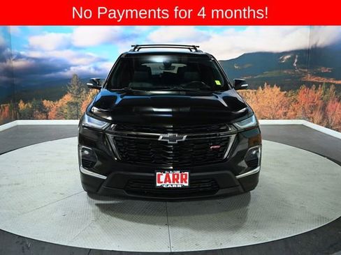 Used 2023 Chevrolet Traverse RS image 3